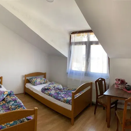 아파트 Apartman Kutak *
